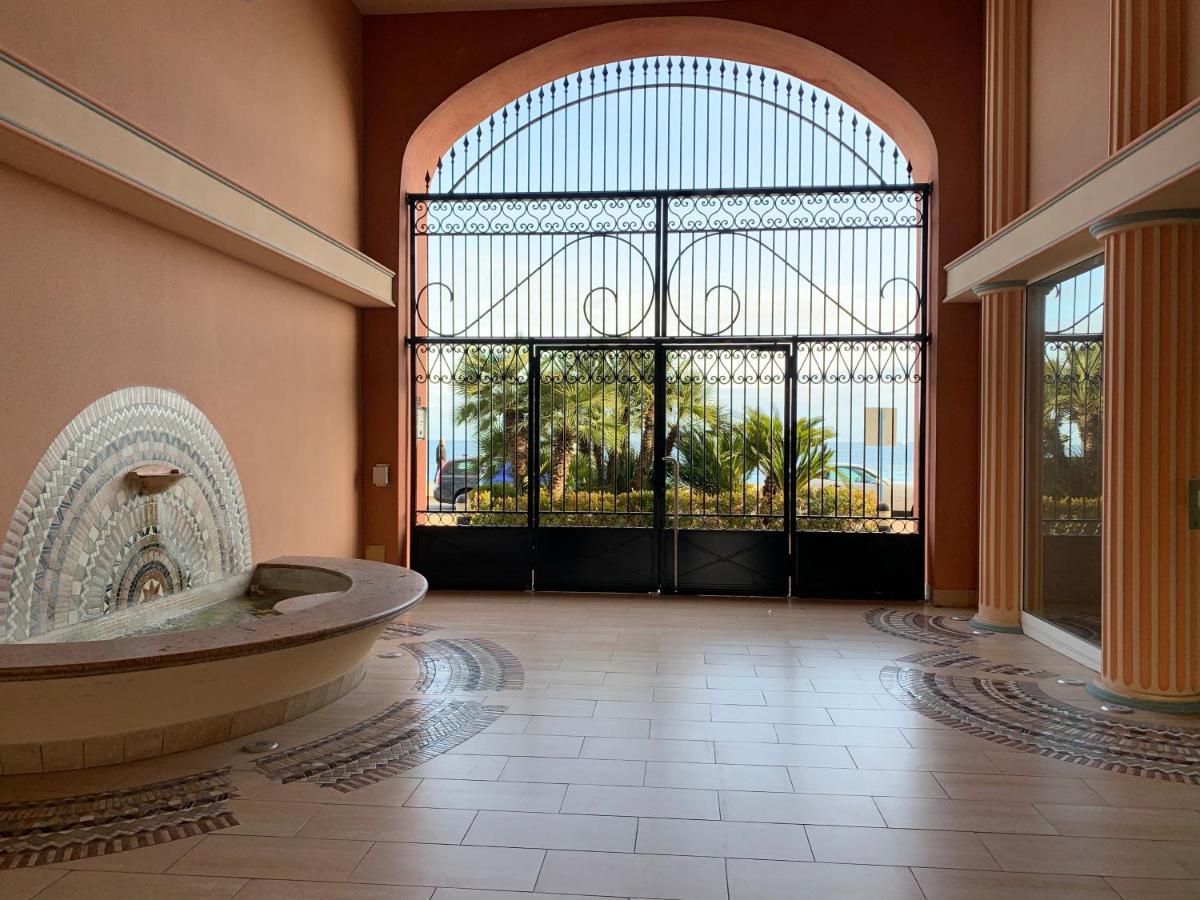 Apartmán Admiral Plazza Menton Exteriér fotografie