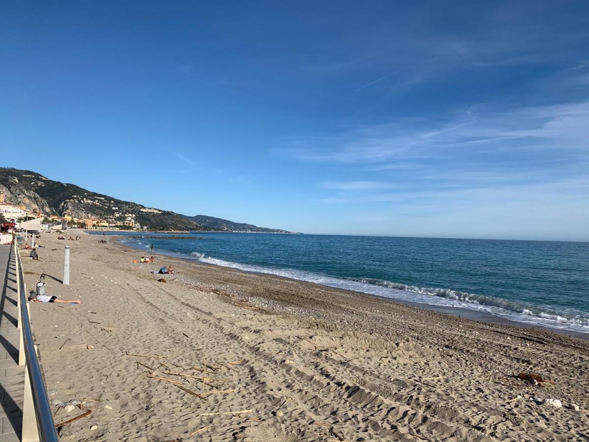 Apartmán Admiral Plazza Menton Exteriér fotografie